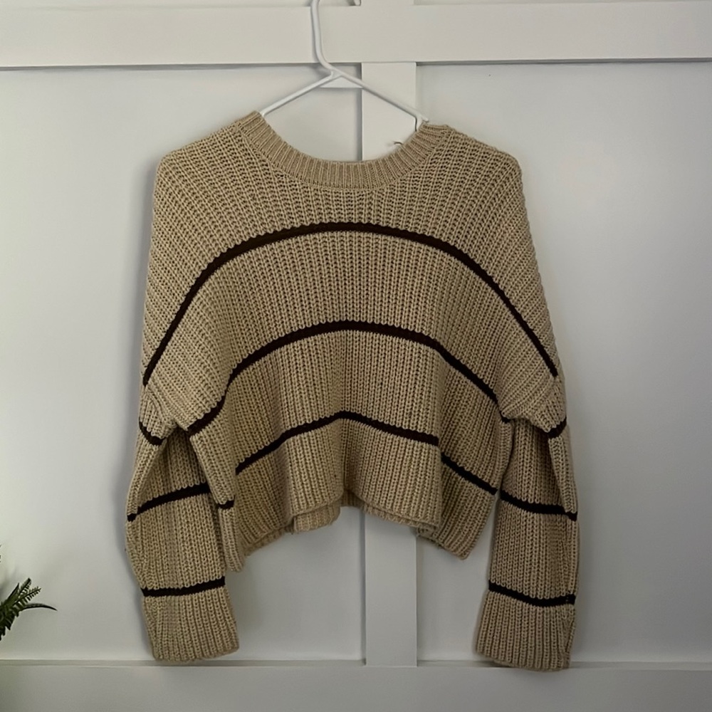 Cropped sweater